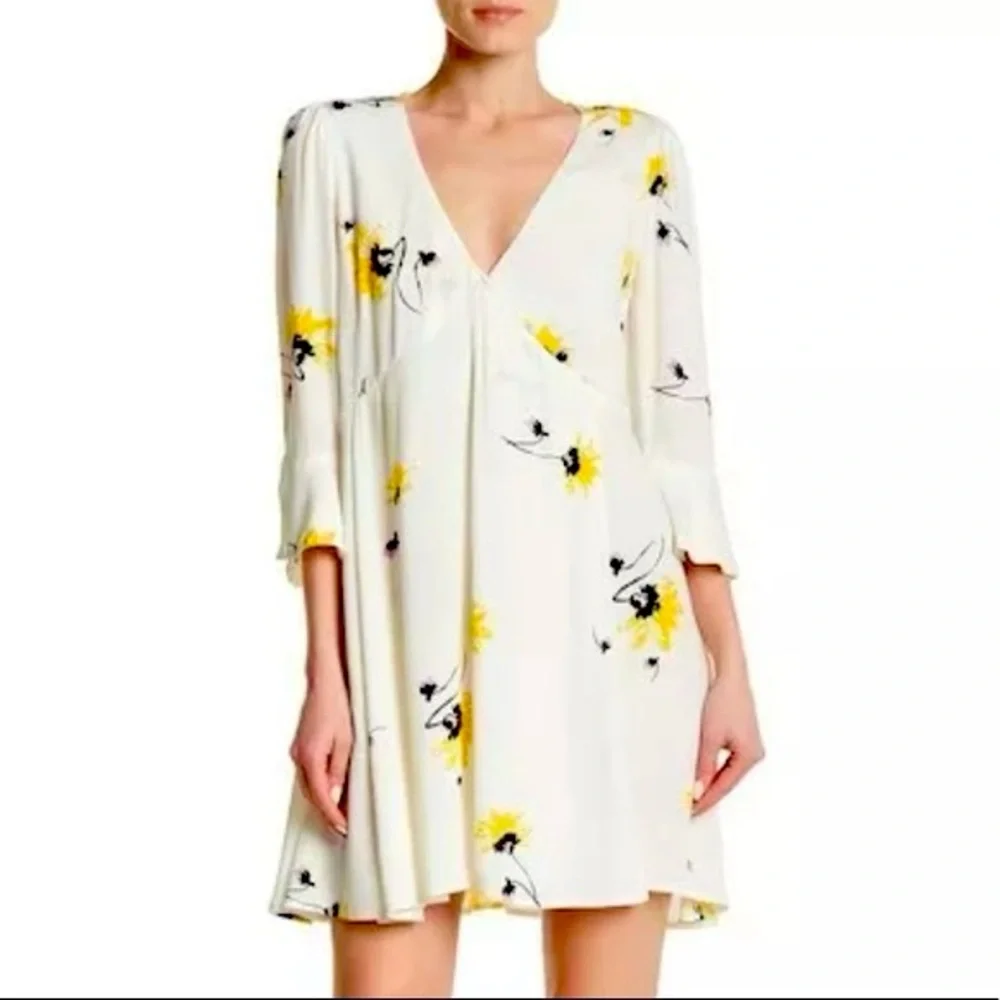 FREE PEOPLE Time On My Side Floral Wrap Mini Dress in White Size XS